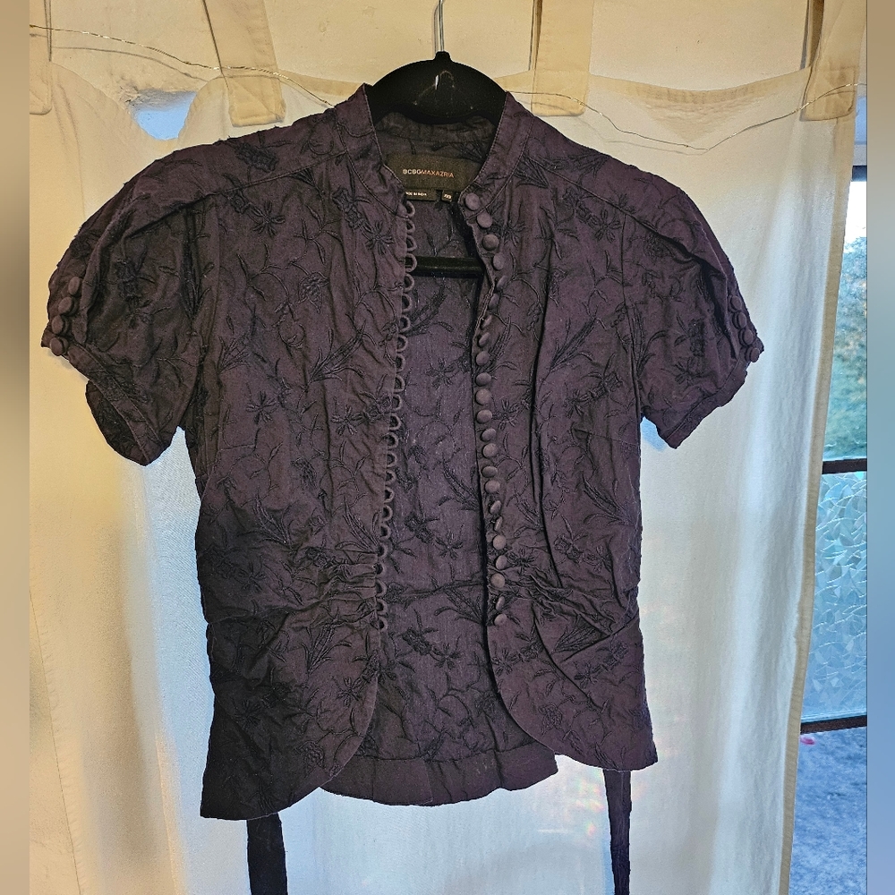 BCBGMaxAzria embroidered top with button detailing and tie - Picture 2 of 5